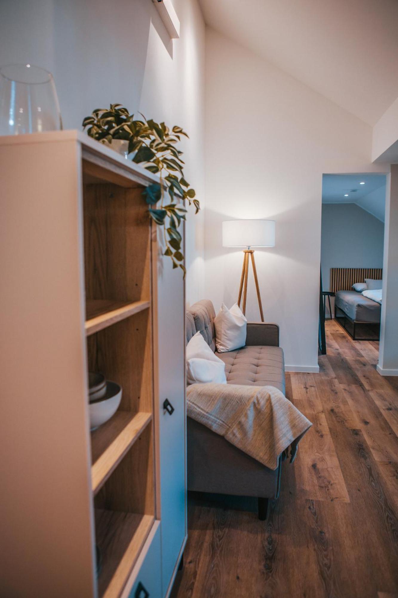 Ferienwohnung Wohnen Auf Zeit In Saarbrücken Exterior foto